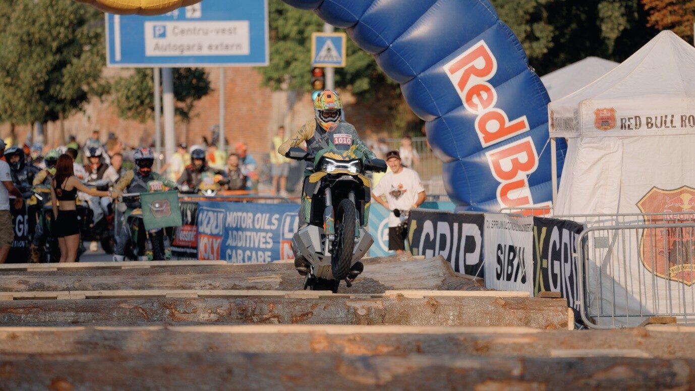 450mt durability, agility, light weight and capability for the task