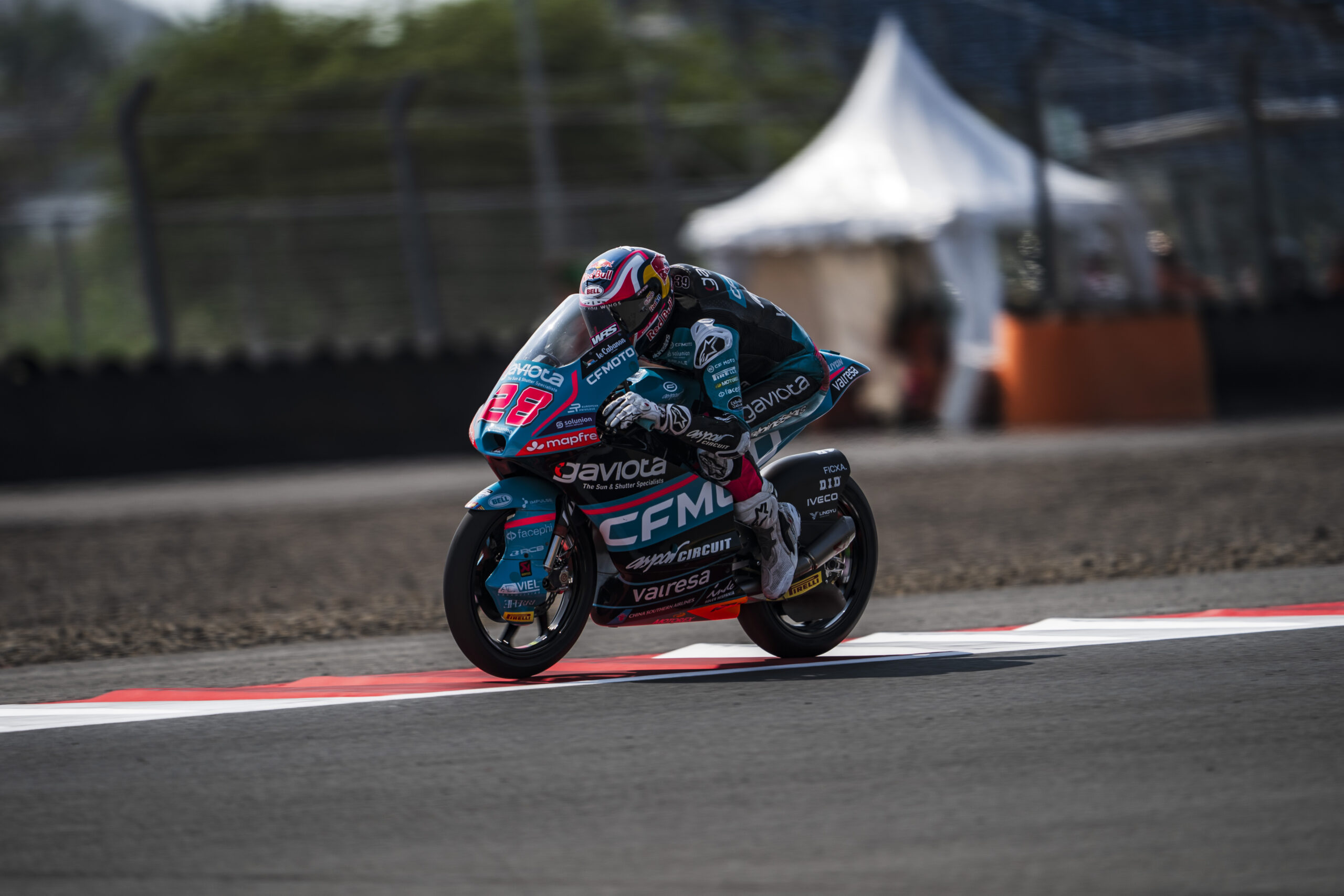 Maximo Quiles racing CFMOTO